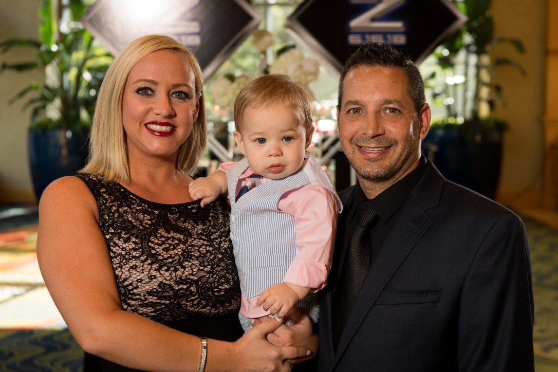 亚当·格林斯潘的全家福