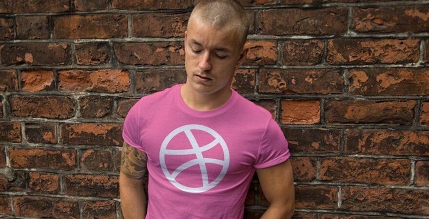 免费t恤模拟PSD-模拟世界