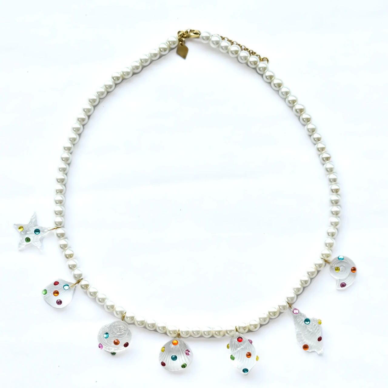 制作和销售珠宝