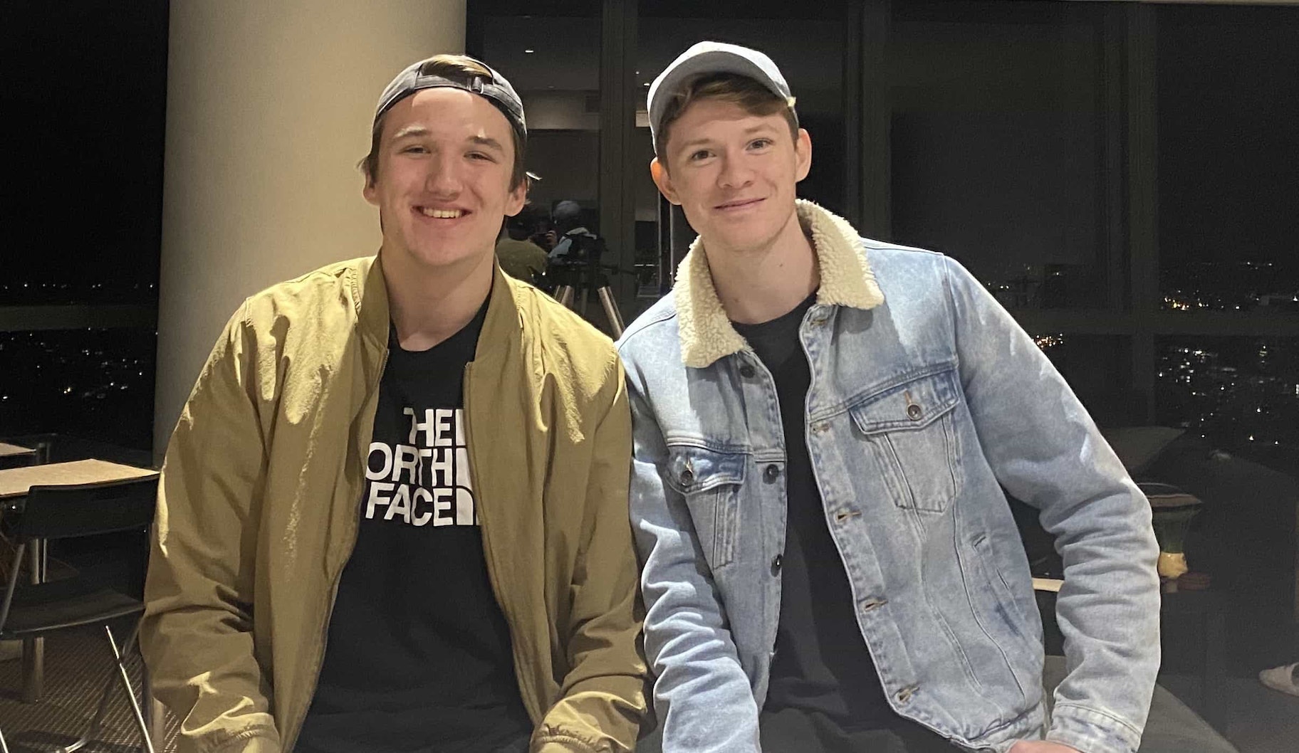 泰勒·赖利和拉克兰·德尔乔-琼斯