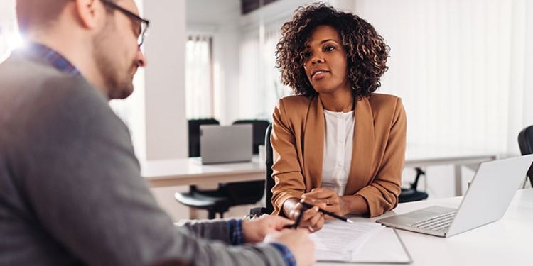 如何进行客户访谈