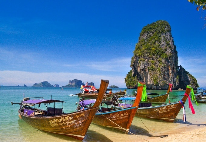 Going to Thailand as a motivation to earn money